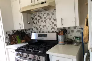 7031 Langdon Ln, Houston, TX 77074 - Photo 5