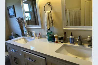 7031 Langdon Lane, Houston, TX 77074 - Photo 9