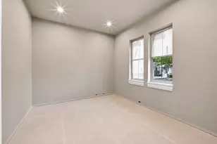 212 E 24th St, Houston, TX 77008 - Photo 23