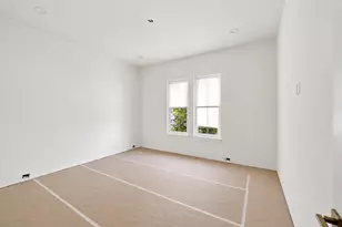 212 E 24th St, Houston, TX 77008 - Photo 29
