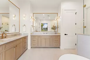 212 E 24th St, Houston, TX 77008 - Photo 17