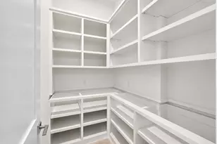 212 E 24th St, Houston, TX 77008 - Photo 11