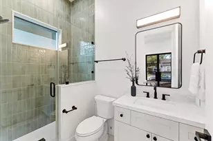 212 E 24th St, Houston, TX 77008 - Photo 25