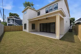 212 E 24th St, Houston, TX 77008 - Photo 3