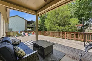 205 Kings Point St, Conroe, TX 77356 - Photo 23