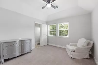 205 Kings Point Street, Conroe, TX 77356 - Photo 19