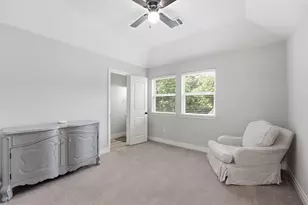 205 Kings Point St, Conroe, TX 77356 - Photo 19