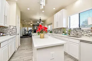 2939 Double Lake Dr, Missouri City, TX 77459 - Photo 9