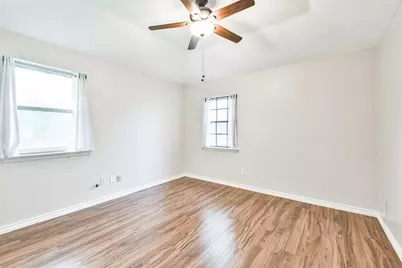 10327 Brickyard Court, Houston, TX 77041 - Photo 19