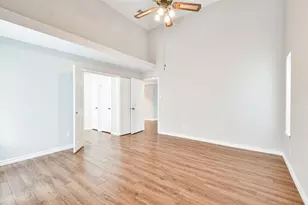10327 Brickyard Ct, Houston, TX 77041 - Photo 13