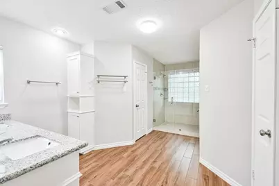 10327 Brickyard Court, Houston, TX 77041 - Photo 15