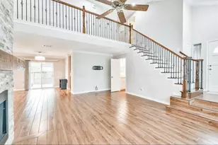 10327 Brickyard Ct, Houston, TX 77041 - Photo 5