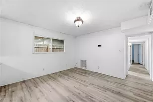 3890 Bristol Dr, Beaumont, TX 77707 - Photo 9