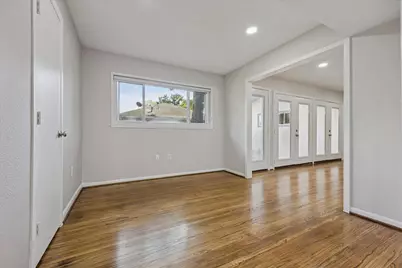 8621 Bob White Drive, Houston, TX 77074 - Photo 15