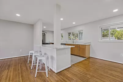 8621 Bob White Drive, Houston, TX 77074 - Photo 7