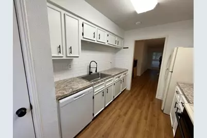 1300 Eagle Lake Road #3, Sealy, TX 77474 - Photo 5