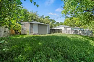 8 Jennische St, Baytown, TX 77520 - Photo 11