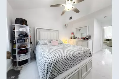 11549 Springshire Drive, Houston, TX 77066 - Photo 13