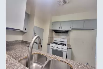 5514 S Acres Drive, Houston, TX 77048 - Photo 13