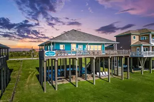 1524 Hwy 87, Gilchrist, TX 77617 - Photo 3