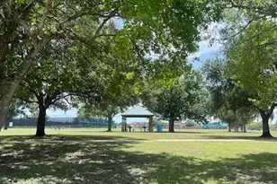 12726 Newberry St, Sugar Land, TX 77478 - Photo 19