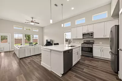 208 Dauphin Bay Court, Katy, TX 77493 - Photo 9
