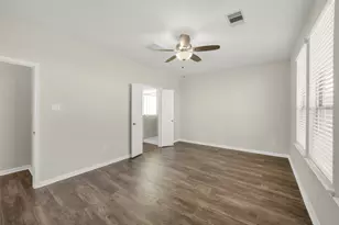 1127 Brahma Cir, East Bernard, TX 77435 - Photo 11