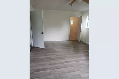 527 W 6th Street, Freeport, TX 77541 - Photo 9