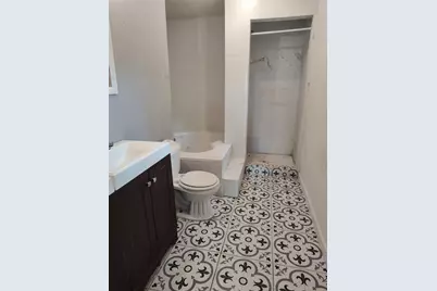 527 W 6th Street, Freeport, TX 77541 - Photo 13