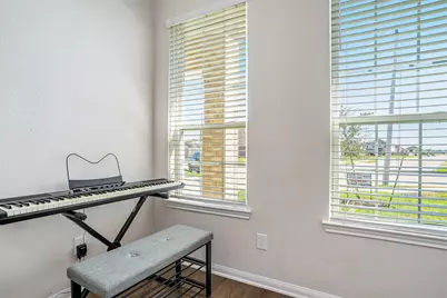 8302 Tourmaline Way, Texas City, TX 77591 - Photo 9