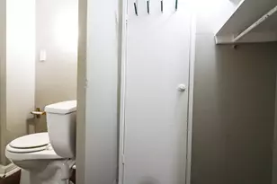 4615 University Oaks 1/2, Houston, TX 77004 - Photo 5