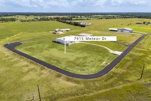 7915 Meteor Dr, Sealy, TX 77474 - Photo 1