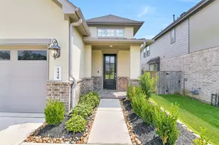 1439 Northwood Blf Ln, Pinehurst, TX 77362 - Photo 3