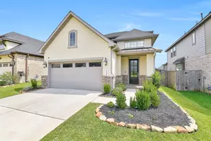 1439 Northwood Blf Ln, Pinehurst, TX 77362 - Photo 1