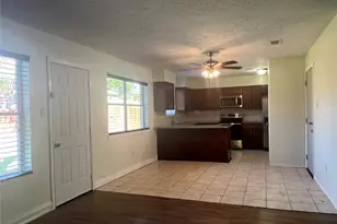 2406 Ridge Hollow Dr, Houston, TX 77067 - Photo 15