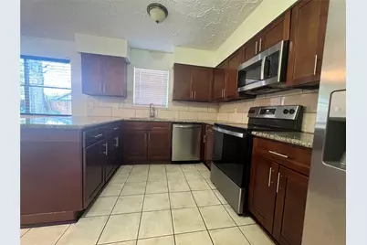 2406 Ridge Hollow Drive, Houston, TX 77067 - Photo 3