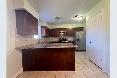 2406 Ridge Hollow Drive, Houston, TX 77067 - Photo 13