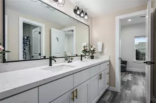 924 Melody Ln, Crystal Beach, TX 77650 - Photo 31