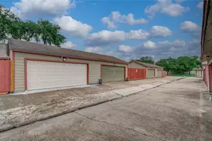 7955 W Airport Blvd, Houston, TX 77071 - Photo 23