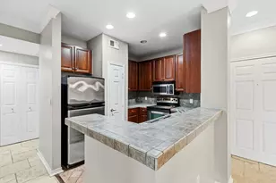 2400 McCue Rd, Houston, TX 77056 - Photo 17