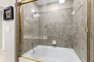 2400 McCue Rd, Houston, TX 77056 - Photo 35