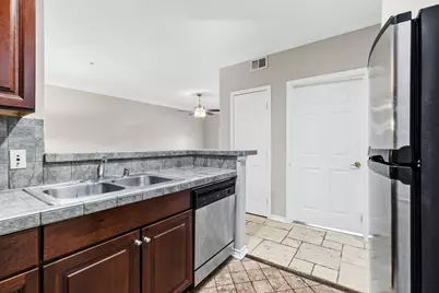 2400 McCue Road #436, Houston, TX 77056 - Photo 19
