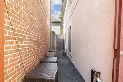 6310 Hermann Lake Drive, Houston, TX 77021 - Photo 29