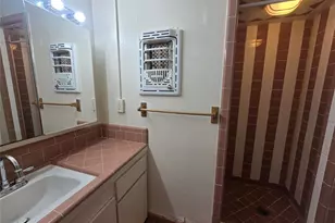 6717 Fairway Dr, Galveston, TX 77551 - Photo 11