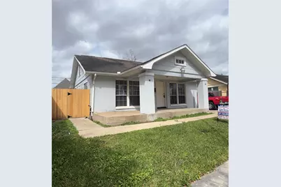 2340 Cumberland Street, Houston, TX 77023 - Photo 1