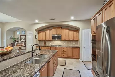43 Longsford, The Woodlands, TX 77382 - Photo 7