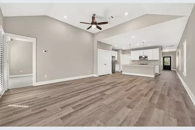 10546 Preserve Way, Conroe, TX 77385 - Photo 5