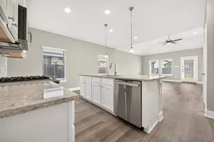 10546 Preserve Wy, Conroe, TX 77385 - Photo 13