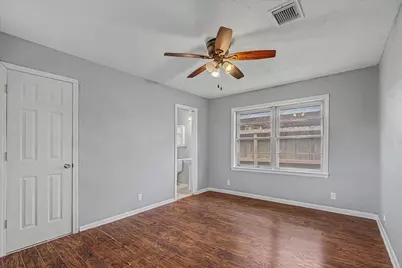 111 Carnation Street, Lake Jackson, TX 77566 - Photo 17