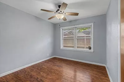 111 Carnation Street, Lake Jackson, TX 77566 - Photo 21